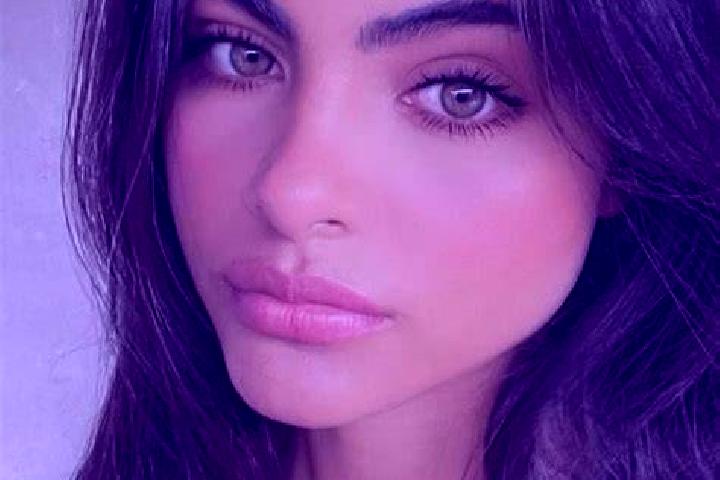 Alice, 26, a black hazel-eyed caribbean companion based in Barbulesti. Offering CIM, Roleplay, 69, Couples, Erotic Massage. Available for incall and outcall,...
