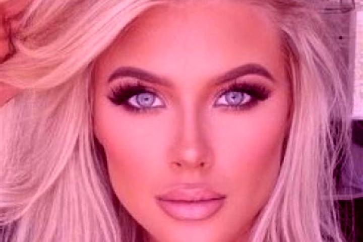Aurora, 35, a red grey-eyed caucasian companion based in Poigar. Offering Girlfriend Experience, Duos, Deep French Kissing, Erotic Massage, A-Level. Availabl...