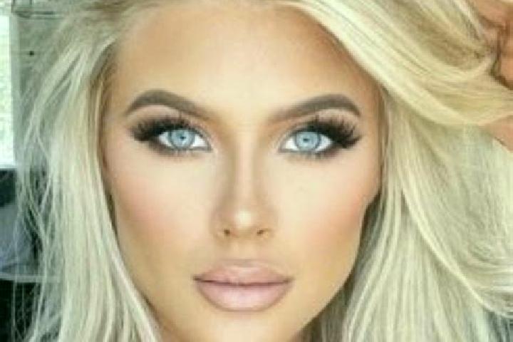 Avery, 31, a chestnut dark-eyed middle eastern companion based in Galyugayevskaya. Offering Dinner Date, Roleplay, Domination. Available for incall and outca...