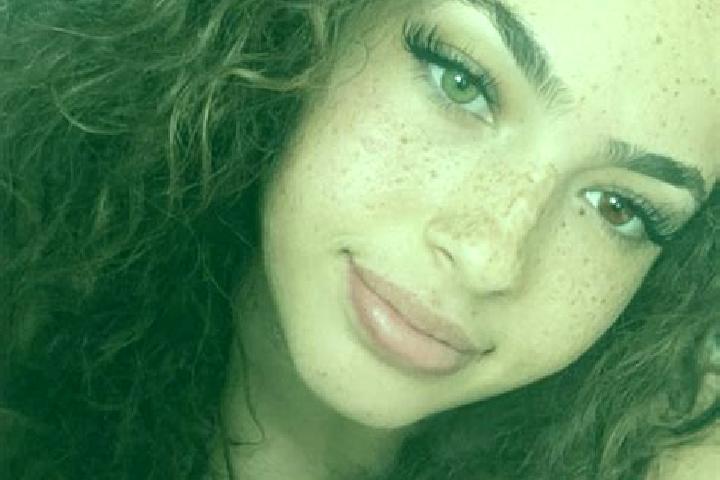 Chloe, 39, a auburn amber-eyed caribbean companion based in Avadi. Offering Roleplay, Party Girl, Girlfriend Experience. Available for incall and outcall, ov...