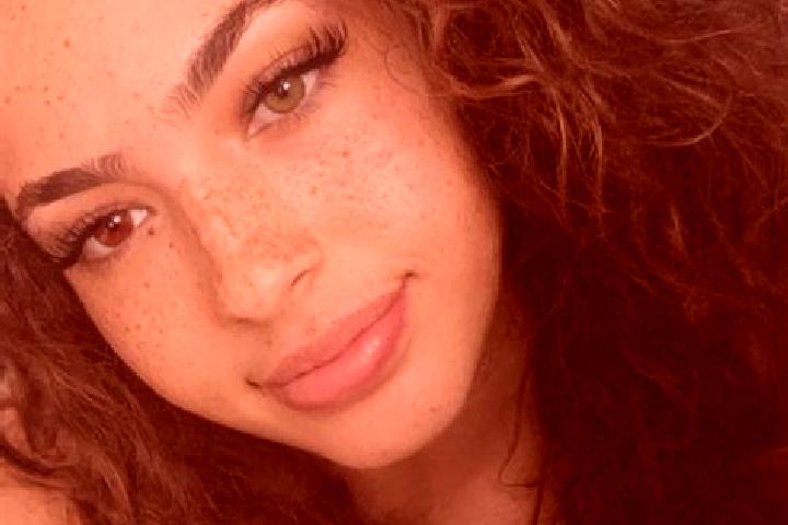 Elizabeth, 39, a red amber-eyed mediterranean companion based in Moron. Offering Massage, Party Girl, BDSM, Dinner Date. Available for incall and outcall, ov...