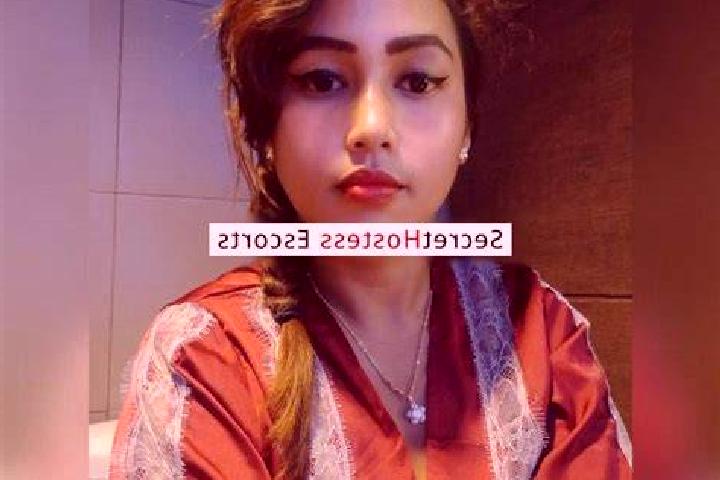 Evelyn, 30 — Escort in Borbon, Philippines