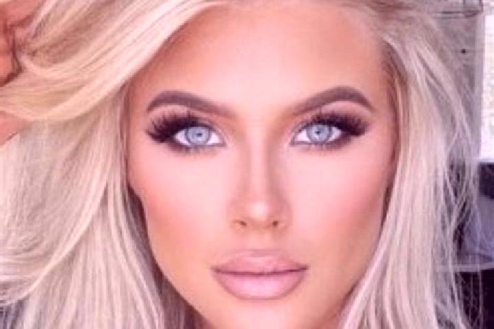 Grace, 22 — Escort in Sabanoezue, Turkey