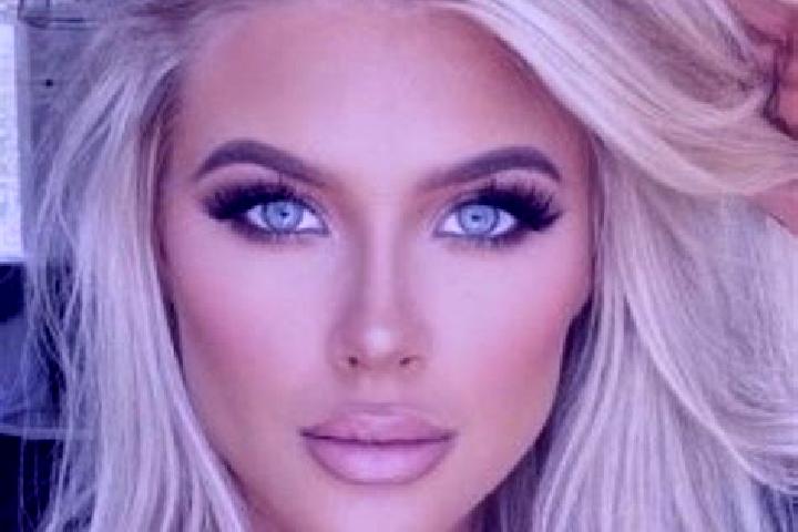 Hannah, 21, a auburn green-eyed caucasian companion based in Blela. Offering Erotic Massage, Roleplay, Couples, Overnight. Available for incall and outcall, ...