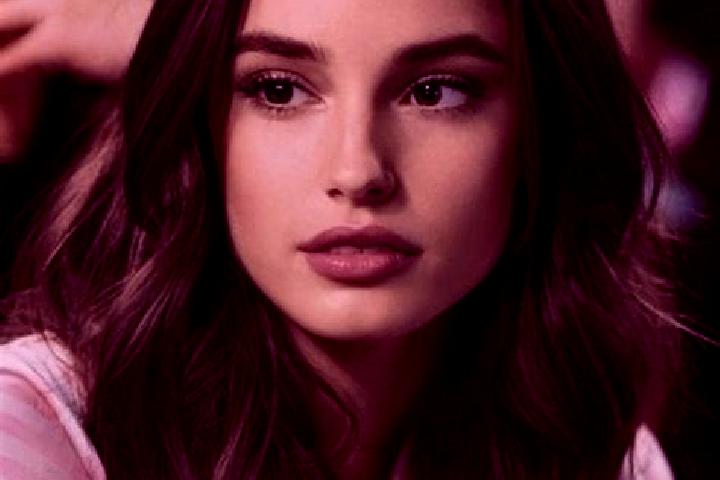 Iris, 27, a black green-eyed slavic companion based in Bila Tremesna. Offering Domination, BDSM, Girlfriend Experience, Dinner Date, Tantra. Available for in...