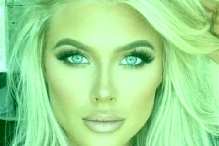 Isabella, 38, a platinum blonde green-eyed mediterranean companion based in Kielce. Offering Fetish, CIM, Tantra. Available for incall and outcall, day and e...