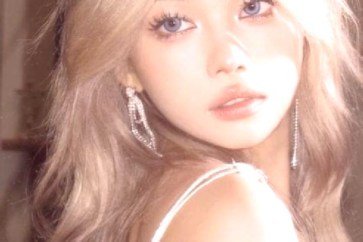 Kinsley, 37, a chestnut dark-eyed middle eastern companion based in Kogalym. Offering Roleplay, Deep French Kissing, Duos. Available for incall and outcall, ...