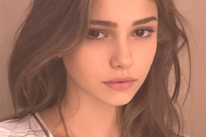 Layla, 33, a chestnut green-eyed caucasian companion based in Kampong Speu. Offering Girlfriend Experience, GFE, Duos, Domination, OWO. Available for incall ...