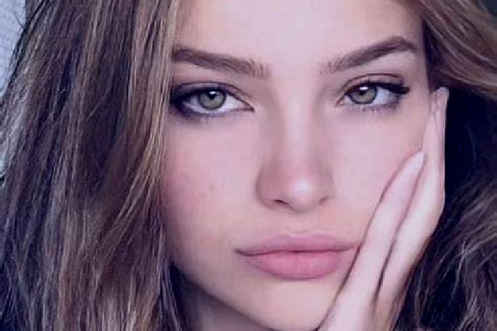 Lillian, 21, a red amber-eyed slavic companion based in Wervik. Offering GFE, Couples, Dinner Date, Massage. Available for incall and outcall, overnight book...