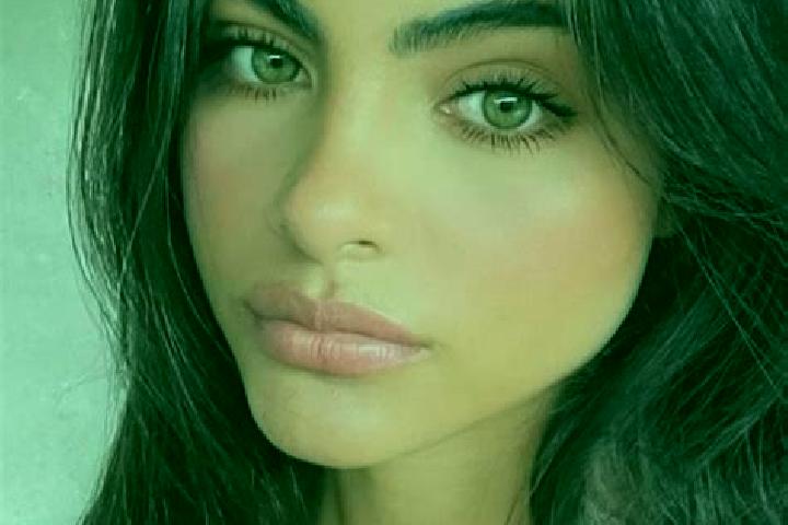 Lily, 36, a auburn amber-eyed indian companion based in Batsari. Offering OWO, Domination, Deep French Kissing. Available for incall and outcall, day and eve...