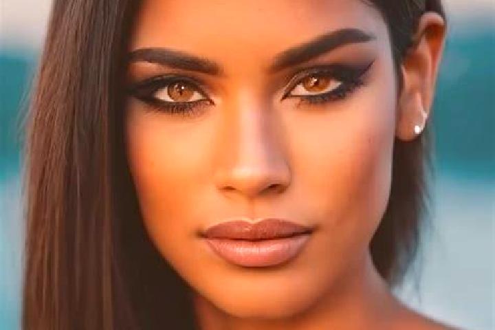 Sophia, 31, a platinum blonde dark-eyed asian companion based in Objat. Offering Roleplay, Travel Companion. Available for incall and outcall, overnight book...