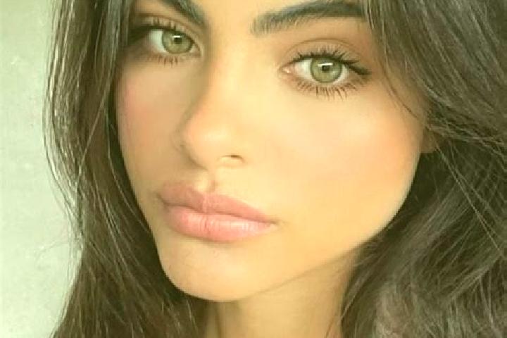 Zoey, 39, a brunette amber-eyed mediterranean companion based in Coxcatlan. Offering Roleplay, Deep French Kissing, GFE. Available for incall and outcall, ov...